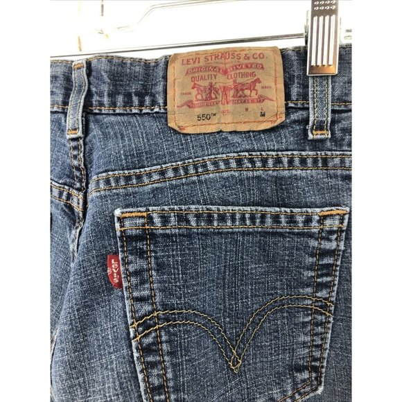 Women's Levi's Classic Relaxed Fit Stretch 550 Jeans Tapered Leg Size Medium - Picture 3 of 7
